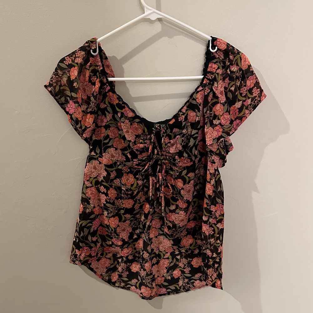 Floral Wild Fable Blouse